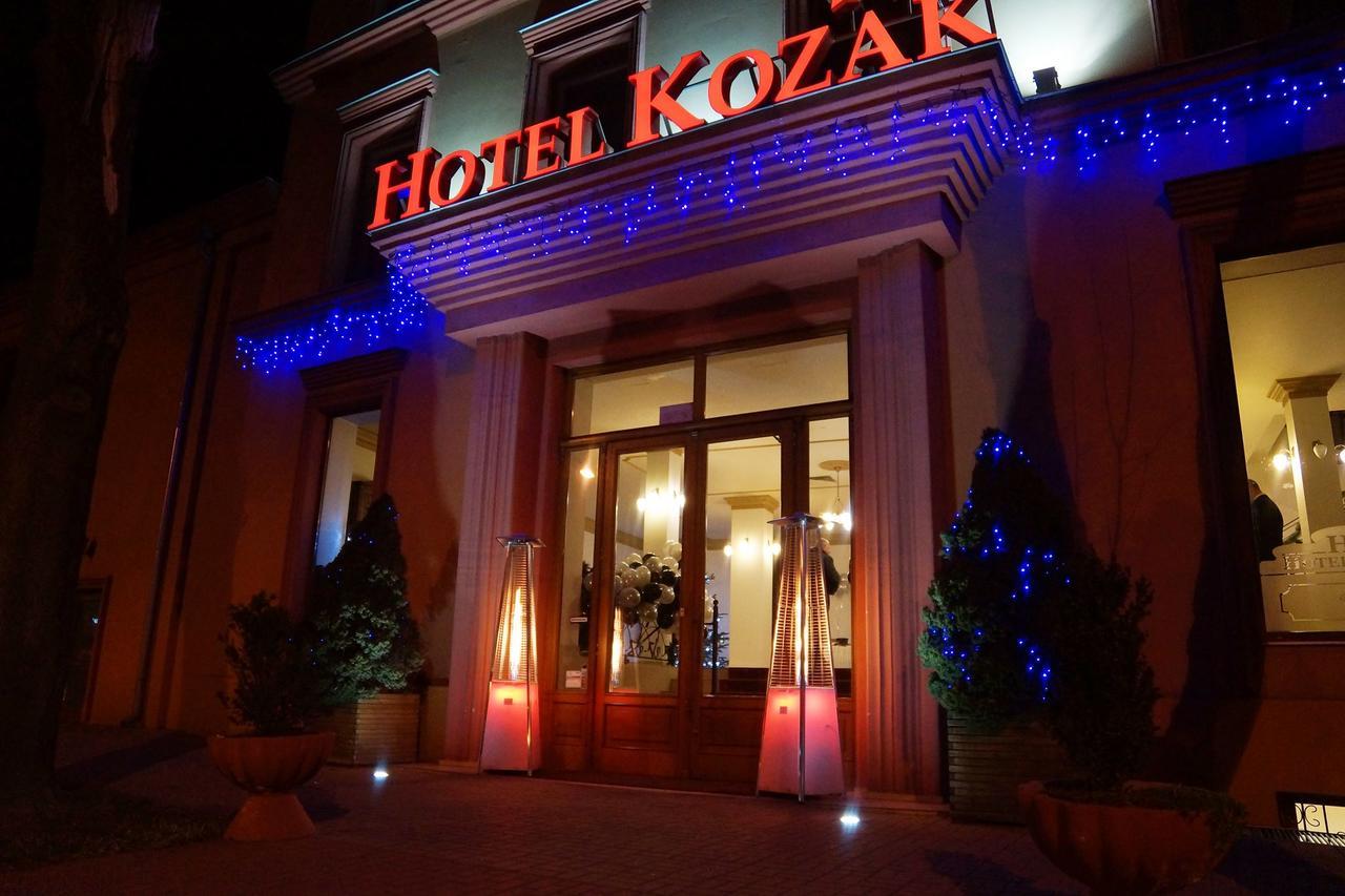 Hotel Kozak Chełm Exterior foto