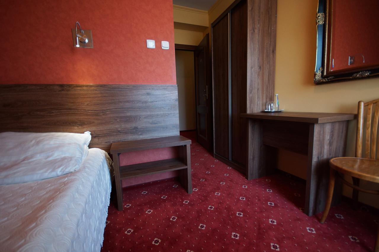 Hotel Kozak Chełm Habitación foto